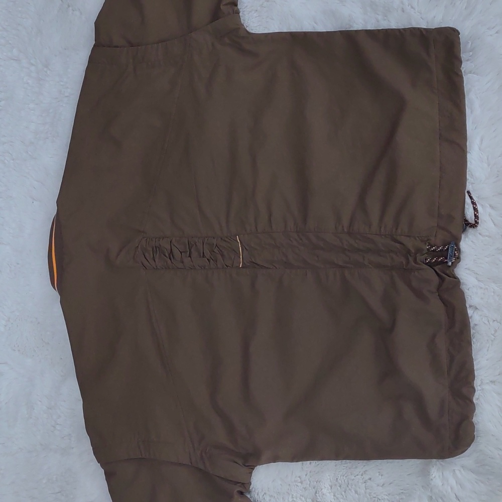 GYMSHARK JACKET. - Picture 13 of 17